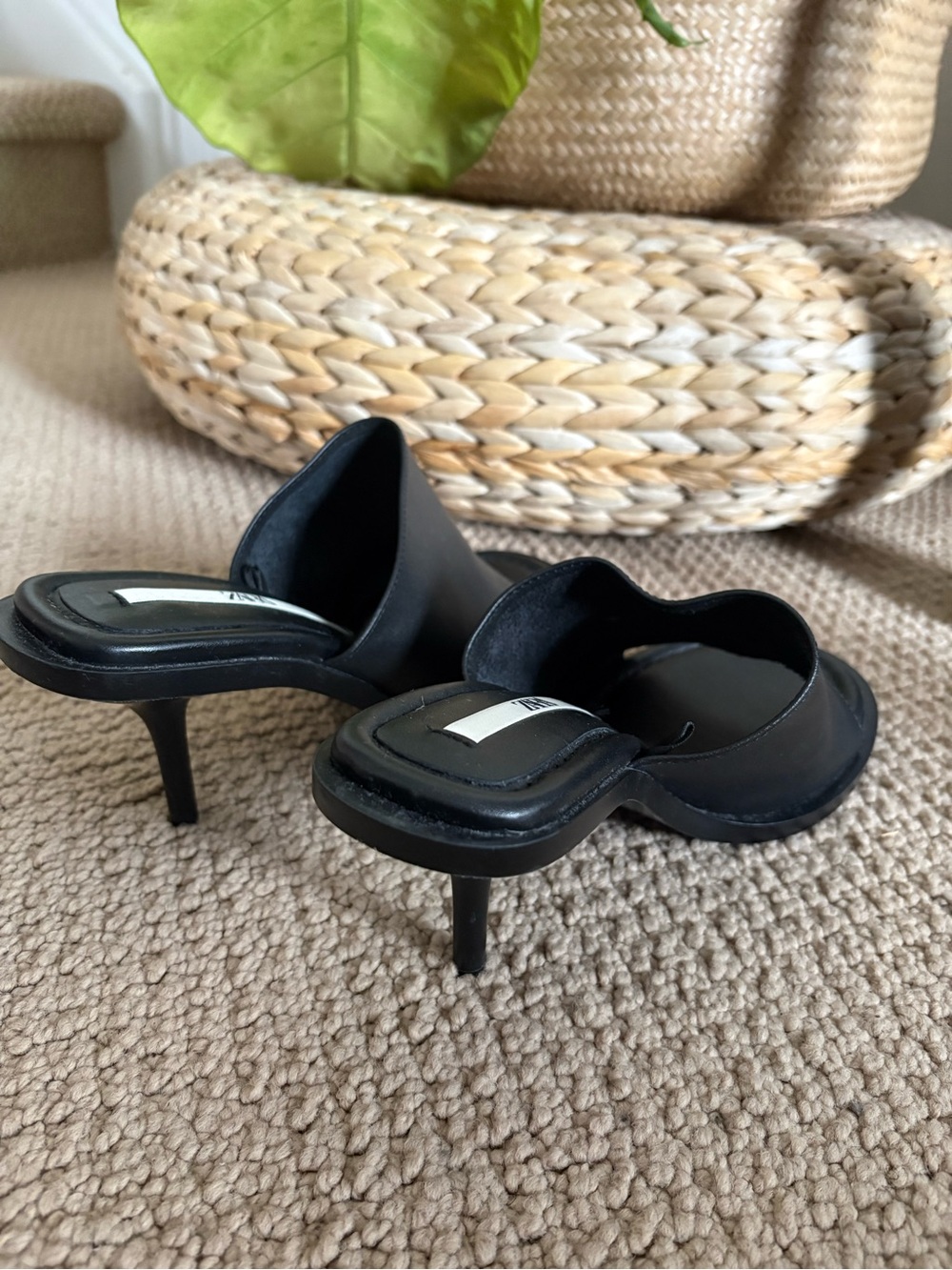 Zara Black Slip-On Heeled Mules